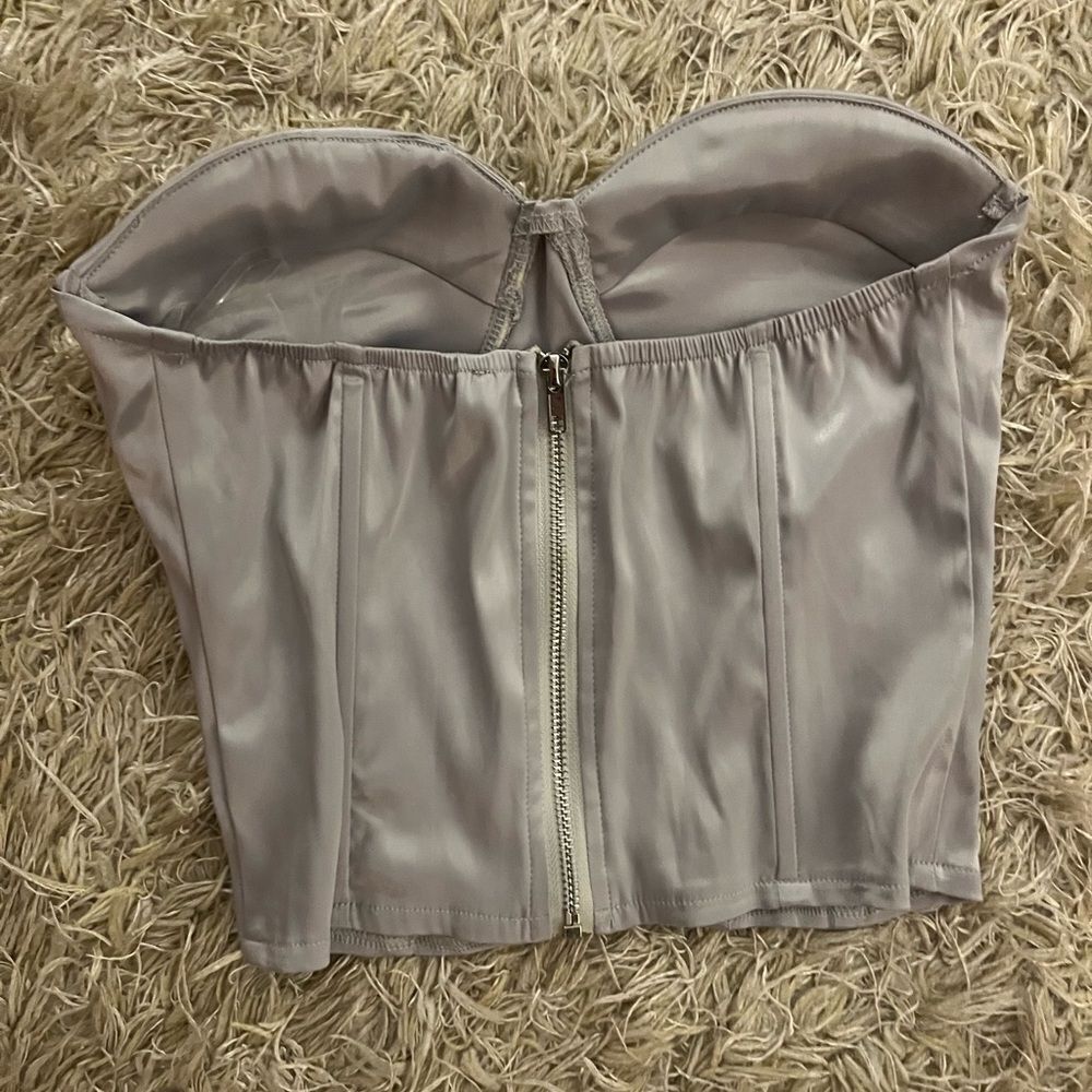 Akira satin corset size small NWT - Picture 4 of 4